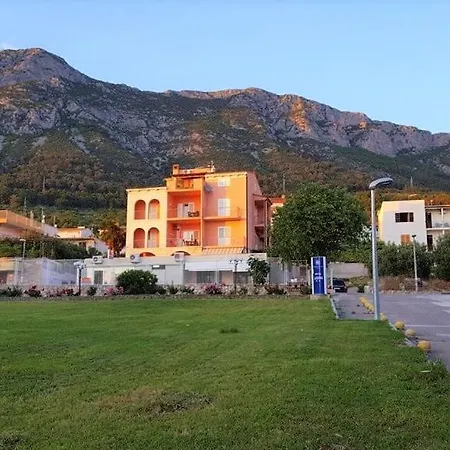 Apartment Ana - *